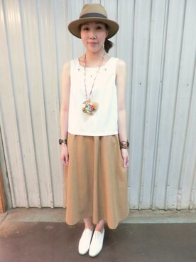 「CHIHANAのアイテム（ネックレス、ベージュ系）」を使った、Caさん（レディース・165cm）の秋コーディネート