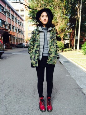 「アイテム（ダウンベスト、その他）」を使った、鍾怡さん（レディース・171cm）の冬コーディネート