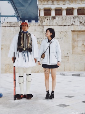 「PULL&BEAR（プルアンドベア）のアイテム（トレンチコート）」を使った、twiggy晓华さん（レディース・170cm）の冬コーディネート