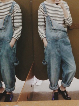 「MONKI（モンキ）のアイテム（サロペット/オーバーオール）」を使った、camilleyiさん（レディース・163cm）の秋コーディネート