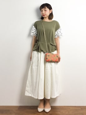 「Supreme.La.La.（シュープリームララ）のアイテム（クラッチバッグ）」を使った、Rachelさん（レディース・149cm）の春コーディネート