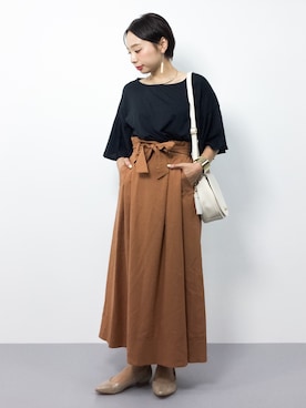 「キャメルスカート」｜「アイテム（パンプス）」を使った、Rachelさん（レディース・149cm）の夏コーディネート