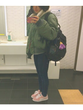 「sneakers」｜「アイテム（ブルゾン）」を使った、reipenguinさん（レディース・166cm）の冬コーディネート