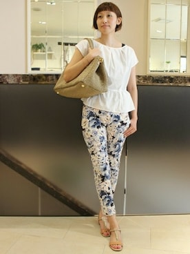 本社STAFFさんのコーディネート