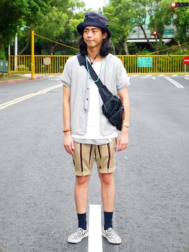 「ZALORA（-）のアイテム（その他）」を使った、唯家 Vegaさん（メンズ・177cm）の秋コーディネート