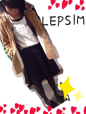 「LEPSIM（レプシィム）のアイテム（Tシャツ/カットソー、ホワイト系）」を使った、minepanさん（レディース）の冬コーディネート
