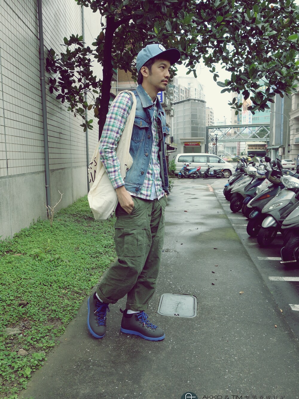 「NativeのNative(ネイティブ)/FITZSIMMONS マウンテンブーツ（ブーツ）」を使った、plain-me_Akkoさん（メンズ・177cm）の春コーディネートの1枚目の写真