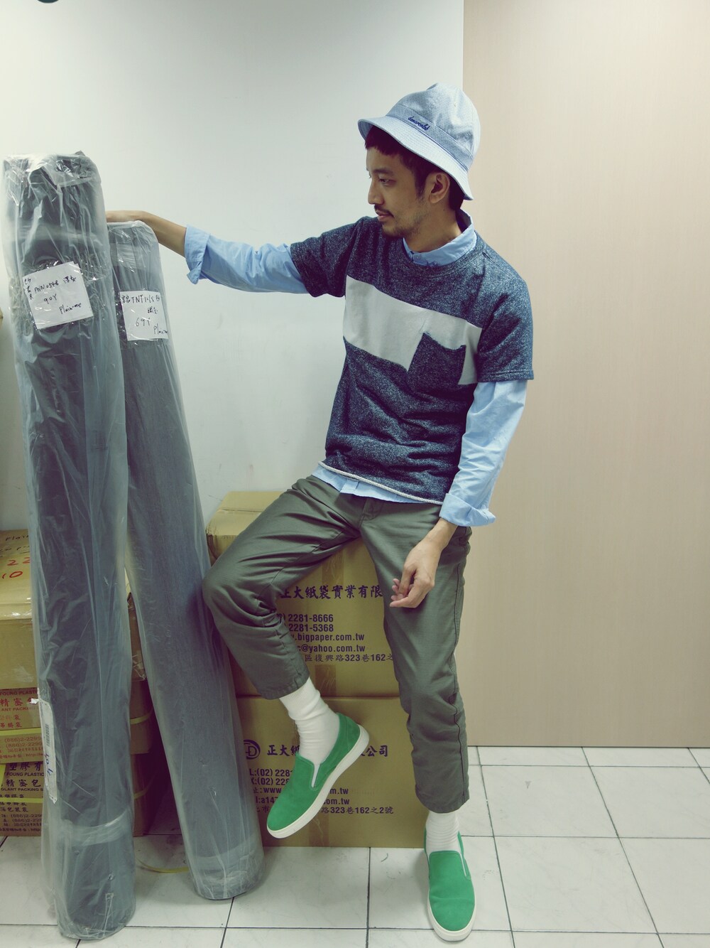 「plain-me、radiant、demarcolab」｜「plain-meのplain-me 軍褲（その他パンツ、グリーン系）」を使った、plain-me_Akkoさん（メンズ・177cm）の夏コーディネートの1枚目の写真