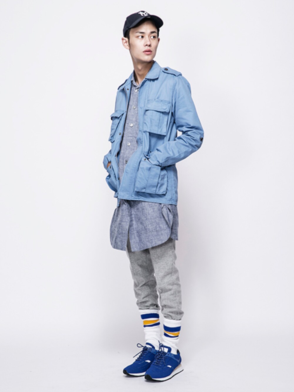 「longshirts、plain-me」｜「plain-meの長版襯衫（シャツ/ブラウス、ブルー系）」を使った、plain-me_Akkoさん（メンズ・177cm）の秋コーディネートの1枚目の写真
