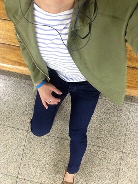「TOPMAN（トップマン）のアイテム（トレンチコート）」を使った、정형진さん（メンズ・168cm）の秋コーディネート