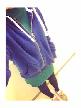 「アイテム（マウンテンパーカー、ブルー系）」を使った、めさん（レディース・162cm）の冬コーディネート