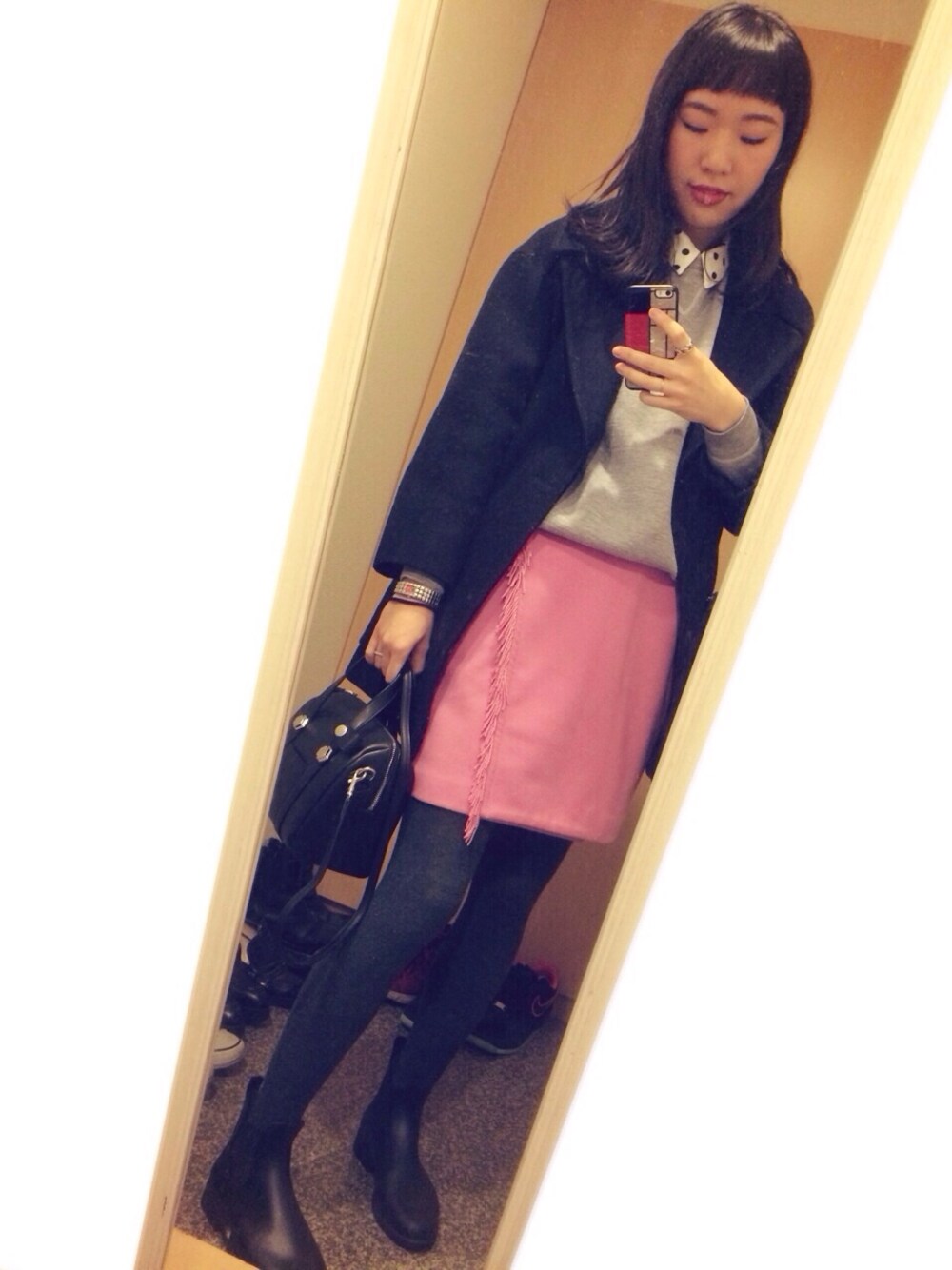 「pink、skirt、vintage、ISABEL MARANT ETOILE、ISABEL MARANT、POP」｜「MARANT ETOILEのアイテム（ピーコート、ブルー系）」を使った、MARIETAKEDAさん（レディース・170cm）の冬コーディネートの1枚目の写真