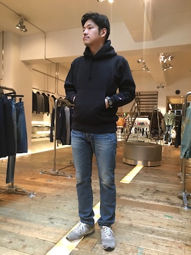 「HYSTERIC GLAMOUR（ヒステリックグラマー）のSP加工デニム スリムストレートパンツ（デニムパンツ）」を使った、UCさん（メンズ・173cm）の秋コーディネート