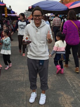 「pizza cut five（ピザカットファイブ）のアイテム（パンツ）」を使った、安藤祐維さん（キッズ・157cm）の冬コーディネート