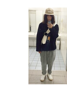 「TALKING ABOUT THE ABSTRACTION（トーキング　アバウト　ジ　アブストラクション）のアイテム（スウェット）」を使った、松浦さん（メンズ・172cm）の秋コーディネート