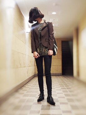 yoshie inabaのテーラードジャケットを使った人気ファッション