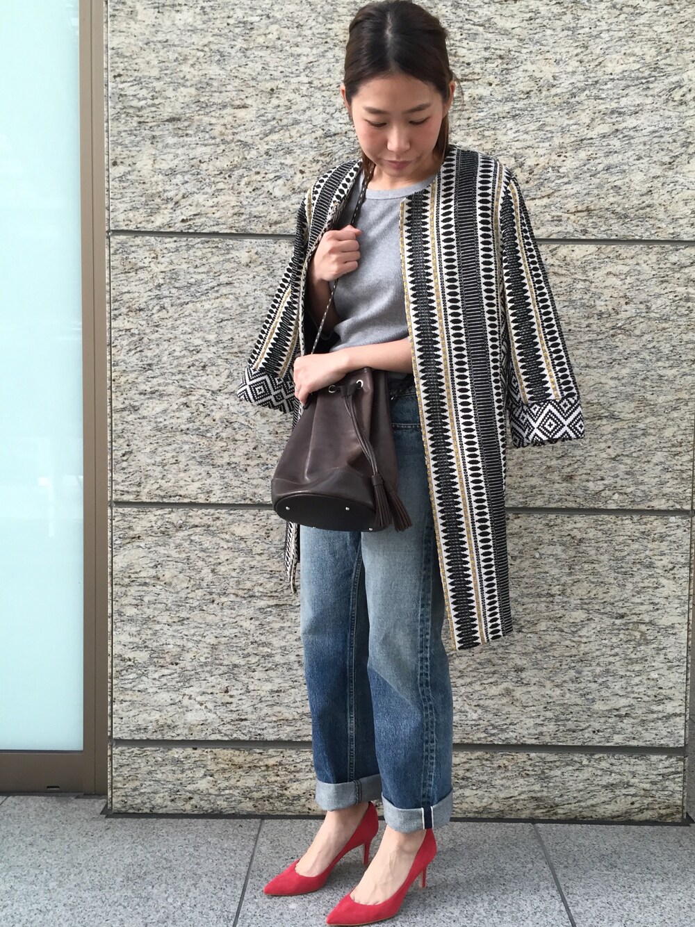「L'atelier d.のアイテム（ジャケット/アウター、ブラック系）」を使った、Sheta staffさん（レディース・155cm）の冬コーディネートの1枚目の写真