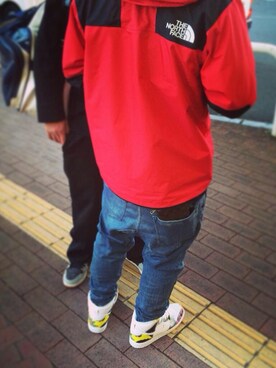 「kicks」｜「アイテム（マウンテンパーカー）」を使った、てぃーがさん（メンズ・170cm）の冬コーディネート