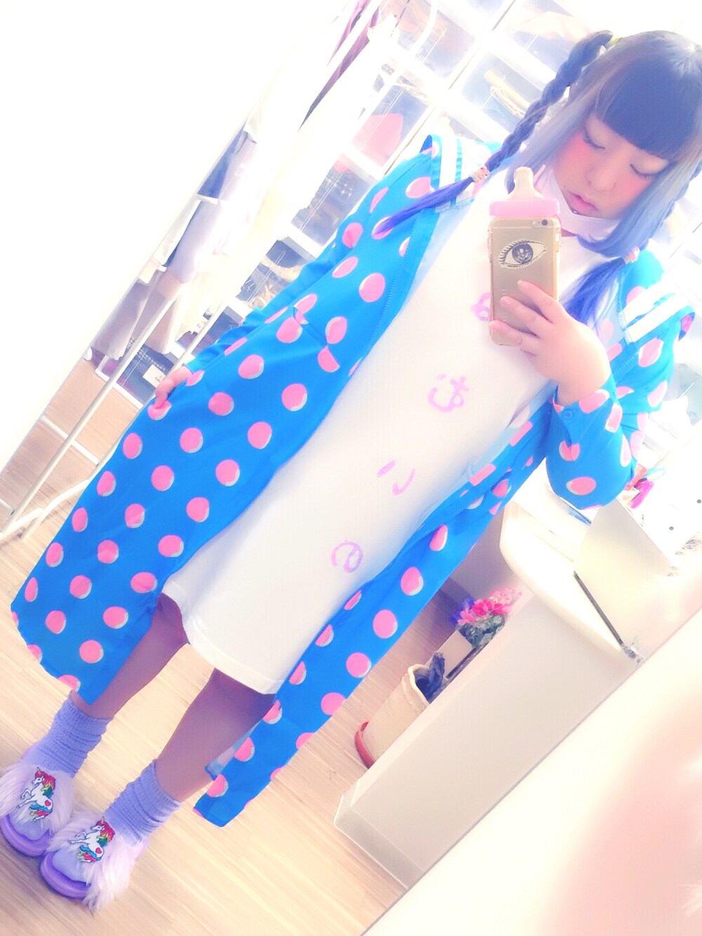 「ふぁんきーふるーつのアイテム（ワンピース、ブルー系）」を使った、粥さん（レディース・150cm）の春コーディネートの1枚目の写真