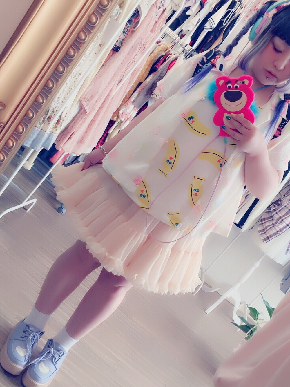 「American Apparelのアイテム（スカート、ホワイト系）」を使った、粥さん（レディース・150cm）の夏コーディネートの1枚目の写真