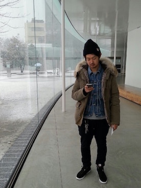 「MAISON KITSUNE」｜「アイテム（その他アウター）」を使った、KENEDYSさん（メンズ・176cm）の冬コーディネート
