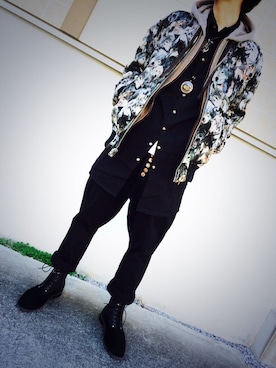 「KIDILL（キディル）のアイテム（その他アウター）」を使った、☮NAYUT∀卍さん（メンズ・168cm）の秋コーディネート