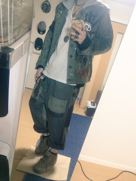 「ペイント」｜「アイテム（その他）」を使った、☮NAYUT∀卍さん（メンズ・168cm）の冬コーディネート