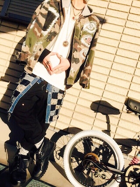 「ペイント」｜「アイテム（その他）」を使った、☮NAYUT∀卍さん（メンズ・168cm）の冬コーディネート