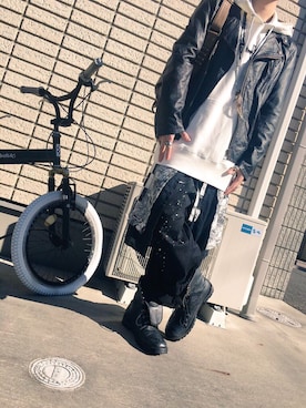 「プルオーバーパーカー」｜「アイテム（ライダースジャケット）」を使った、☮NAYUT∀卍さん（メンズ・168cm）の冬コーディネート