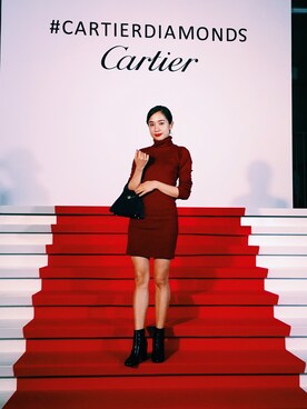「Cartier」｜「アイテム（ワンピース/ドレス）」を使った、ベイカー恵利沙さん（レディース・164cm）の秋コーディネート