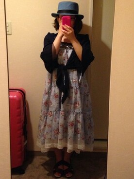 「静岡」｜「アイテム（その他アウター）」を使った、由元玲さん（レディース・148cm）の秋コーディネート