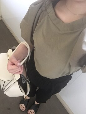 「E hyphen world gallery（イーハイフンワールドギャラリー）の・異素材オフショルダープルオーバー（Tシャツ/カットソー）」を使った、nyanchuさん（レディース・148cm）の夏コーディネート