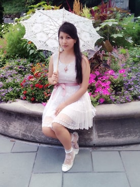 「VINTAGE（ヴィンテージ）のアイテム（長傘）」を使った、Karlovy さん（レディース・163cm）の冬コーディネート