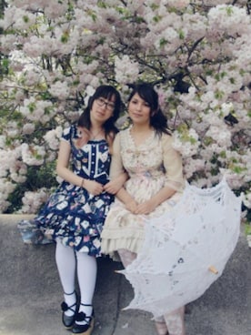 「VINTAGE（ヴィンテージ）のアイテム（長傘）」を使った、Karlovy さん（レディース・163cm）の冬コーディネート