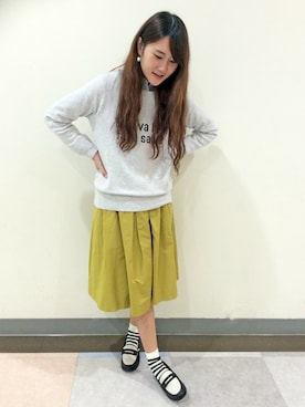 「ロゴニット」｜「アイテム（その他シューズ）」を使った、HARUさん（レディース・156cm）の冬コーディネート