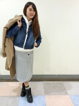 「スウェットスカート」｜「アイテム（トレンチコート）」を使った、HARUさん（レディース・156cm）の冬コーディネート
