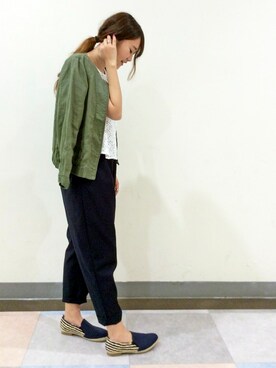 「ノーカラー」｜「アイテム（その他シューズ）」を使った、HARUさん（レディース・156cm）の春コーディネート