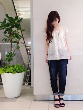 「KATHARINE ROSS（キャサリンロス）のアイテム（デニムパンツ）」を使った、megmiさん（レディース・154cm）の夏コーディネート