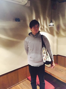 「FRED PERRY（フレッドペリー）のアイテム（パーカー）」を使った、yoshihikoさん（メンズ・174cm）の冬コーディネート