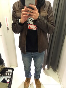「OBEY」｜「アイテム（デニムパンツ）」を使った、nandoさん（メンズ・182cm）の春コーディネート