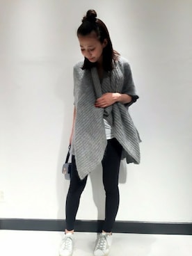 「GOLDEN GOOSE（ゴールデングース）のアイテム（スニーカー）」を使った、MIKAさん（レディース・160cm）の秋コーディネート