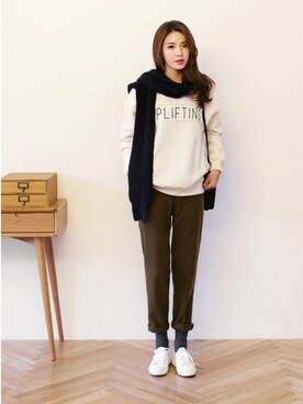 「sweatshirt」｜Seoulgreatさん（レディース・163cm）の冬コーディネート