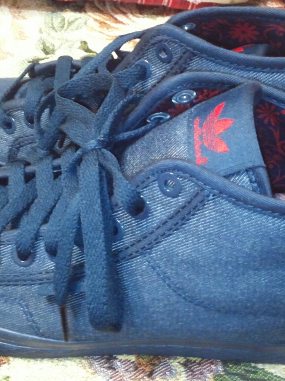 「adidasの★インヒール★adidas Originals ハニーミッド【HONEY Mid UP W CVS】（スニーカー、ブルー系）」を使った、ゆみちょさん（レディース・164cm）の春コーディネートの1枚目の写真
