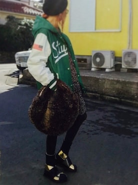 「STUSSY（ステューシー）のアイテム（ナイロンジャケット）」を使った、ciccaさん（レディース・166cm）の冬コーディネート