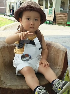 「GLOBAL WORK（グローバルワーク）のアイテム（オールインワン・サロペット）」を使った、arataさん（キッズ・80cm）の夏コーディネート