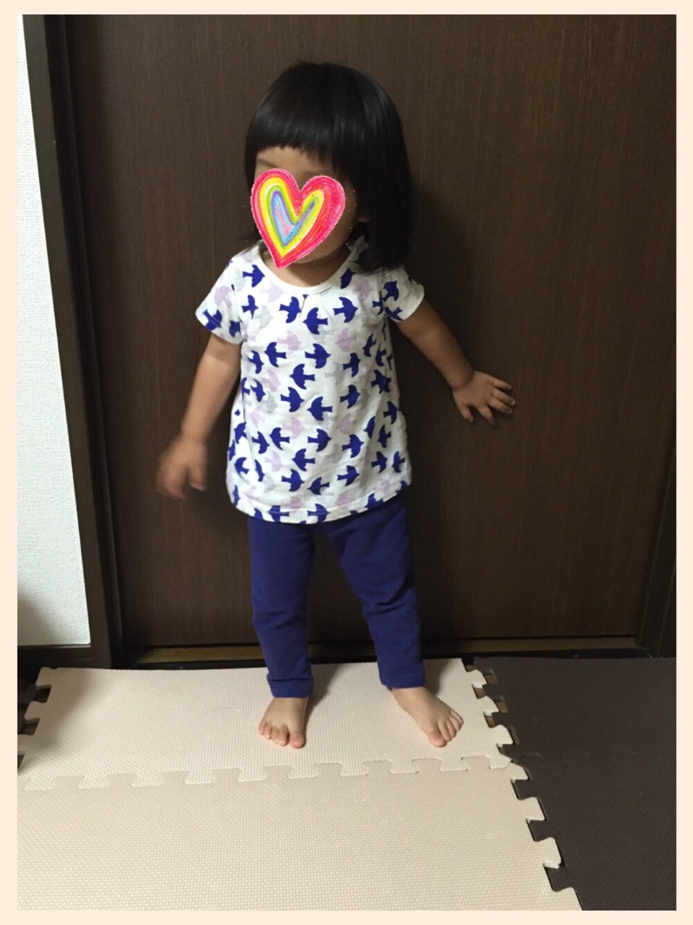 「おうち」｜「赤ちゃん本舗のアイテム（Tシャツ/カットソー、その他）」を使った、satohiさん（キッズ・80cm）の夏コーディネートの1枚目の写真