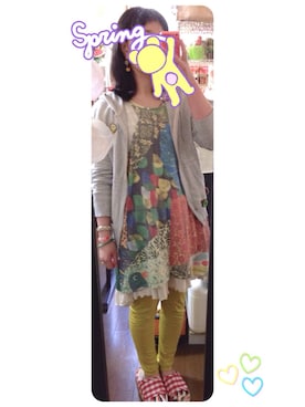 「Design Tshirts Store graniph（デザイン　ティーシャツ　ストア　グラニフ）のアイテム（チュニック）」を使った、キノコさんさん（レディース・146cm）の春コーディネート