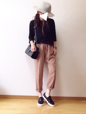 「アイテム（つなぎ/オールインワン、ベージュ系）」を使った、moyooonnさん（レディース・152cm）の秋コーディネート