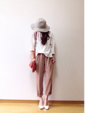 「アイテム（つなぎ/オールインワン、ベージュ系）」を使った、moyooonnさん（レディース・152cm）の秋コーディネート