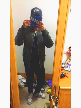 「URBAN RESEARCH Sonny Label（アーバンリサーチサニーレーベル）のアイテム（MA-1）」を使った、Tomokiさん（メンズ・169cm）の秋コーディネート